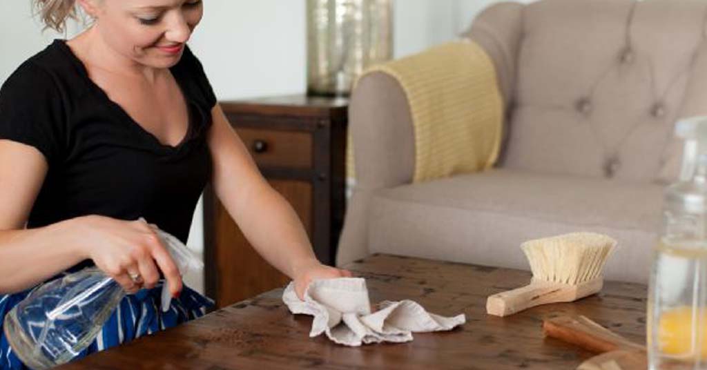 Cómo limpiar muebles de madera - La Guía de la Limpieza